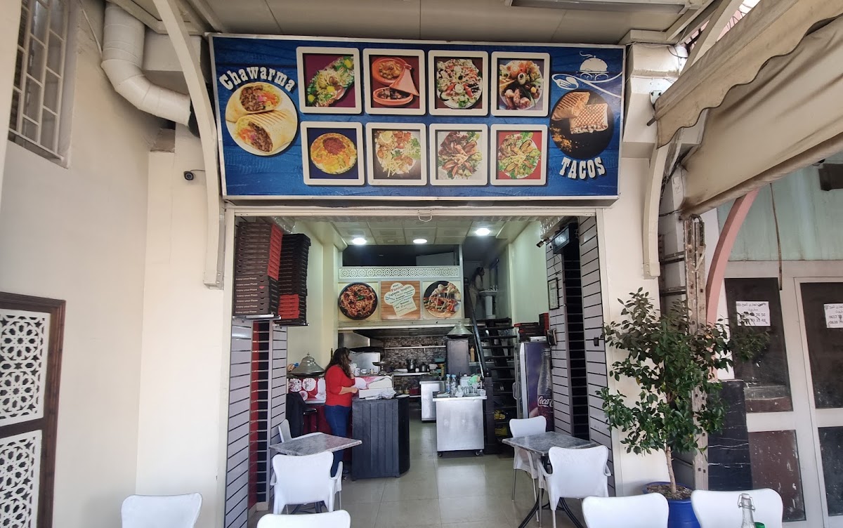 Chez Elle Snack