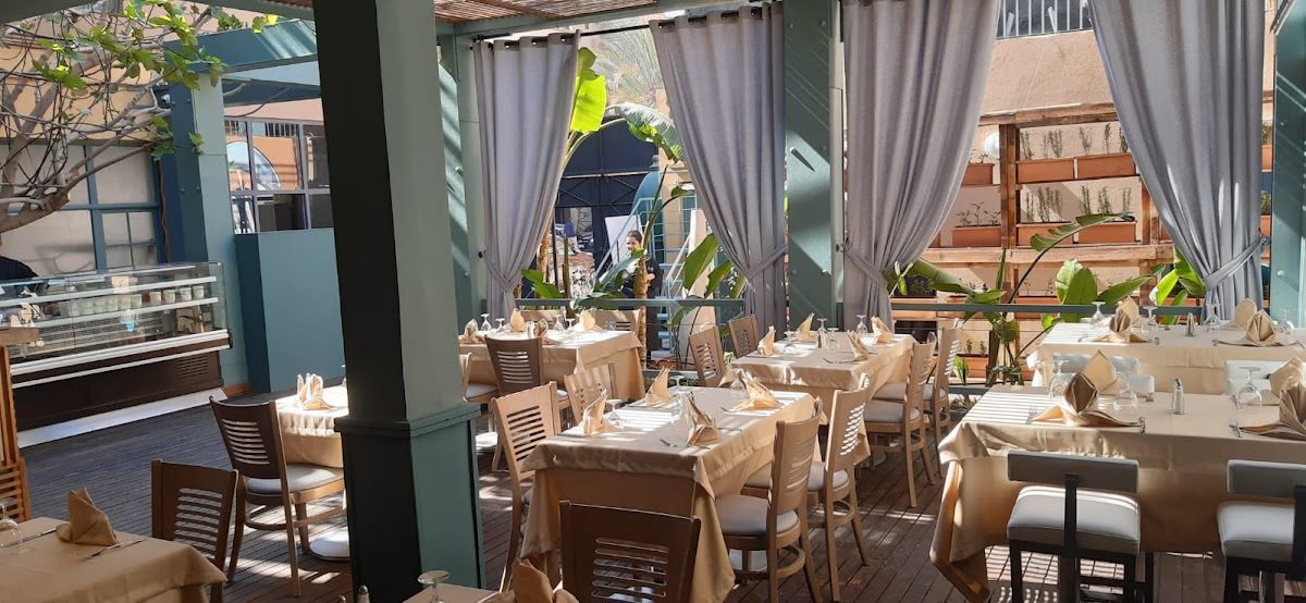 La Cantina
