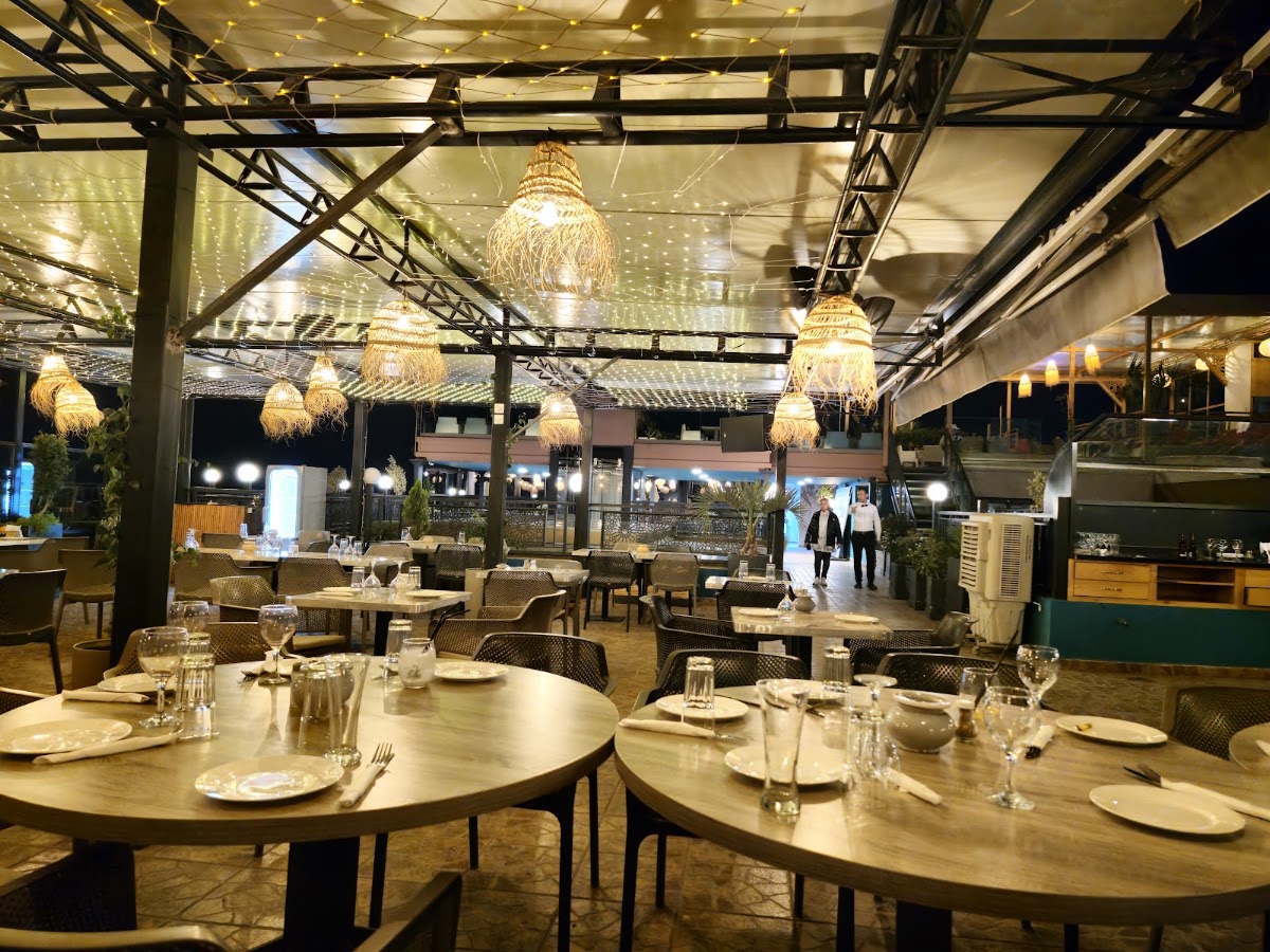 Sky Bar Bab Hotel